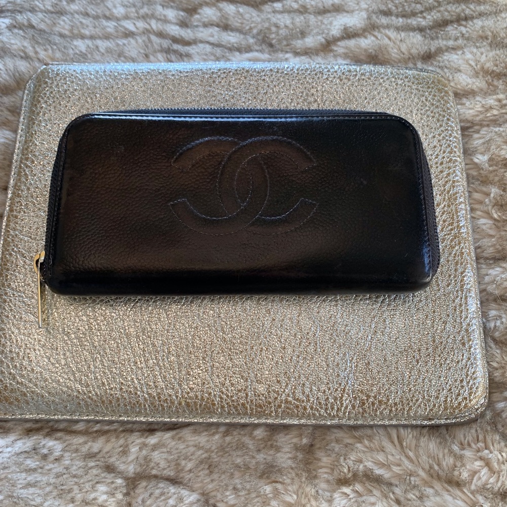 Chanel zip wallet